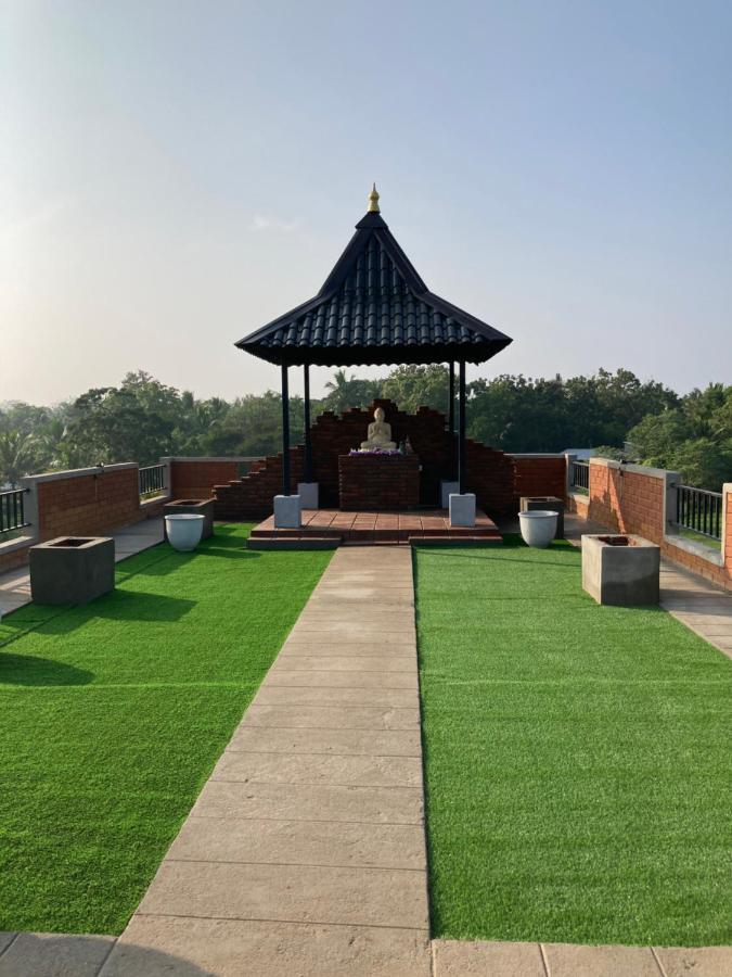 Monaara Leisure - Anuradhapura Eksteriør billede